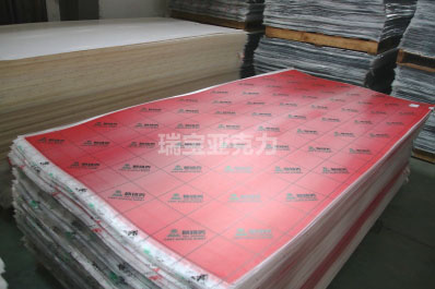 開關(guān)保護墻貼亞克力板材好嗎