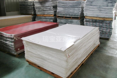 車體亞克力廣告板怎么拆