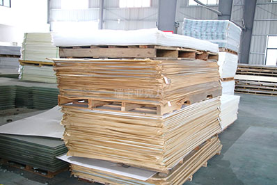 亞克力板更衣室怎么安裝